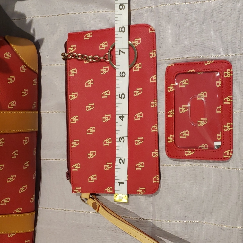 ❣️💫MARK DOWN💫❣️Dooney & Bourke Bag - Picture 10 of 11